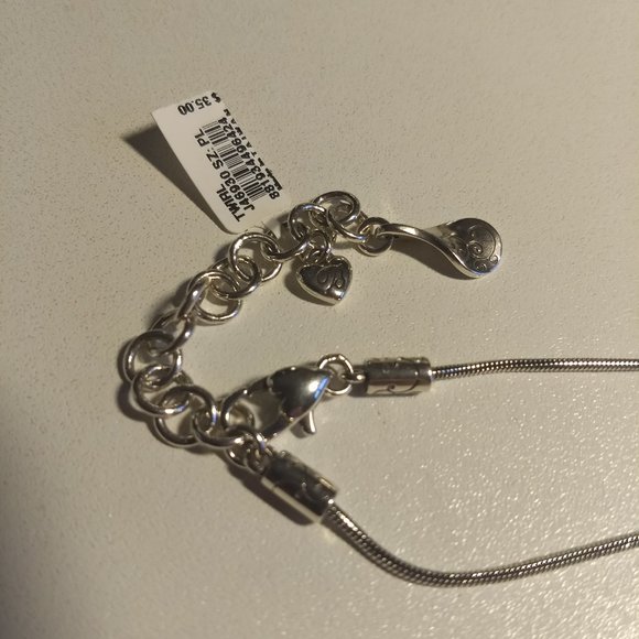 Brighton silver 3D tear drop pendant with engraved swirl NWT - Picture 5 of 5